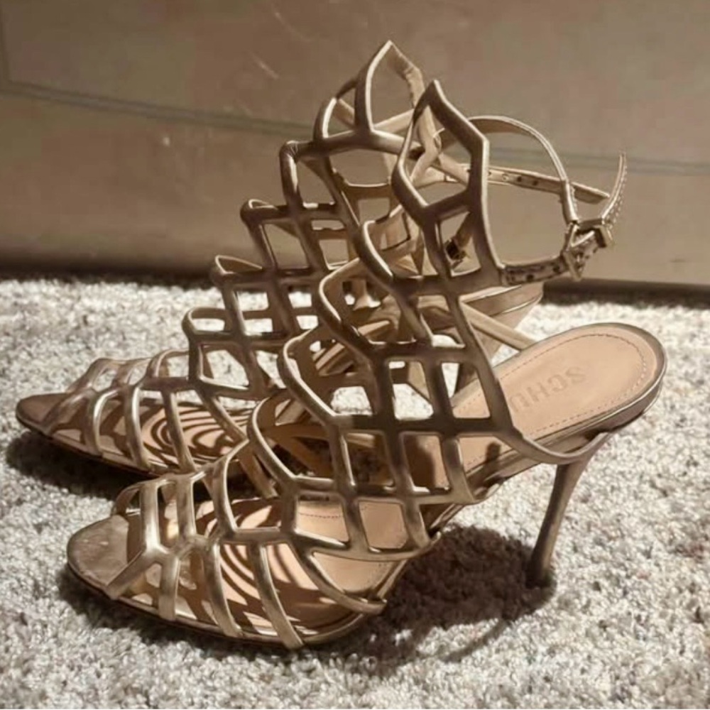 Elegant Shultz Gold Strappy Heels